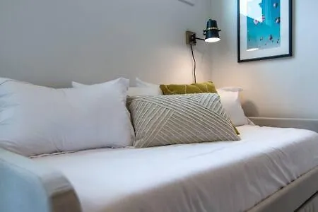 East Nash Homey Retreat For 32 Guests! Nashville 0*,