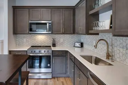 Holiday home East Nash Homey Retreat For 32 Guests! Nashville United States